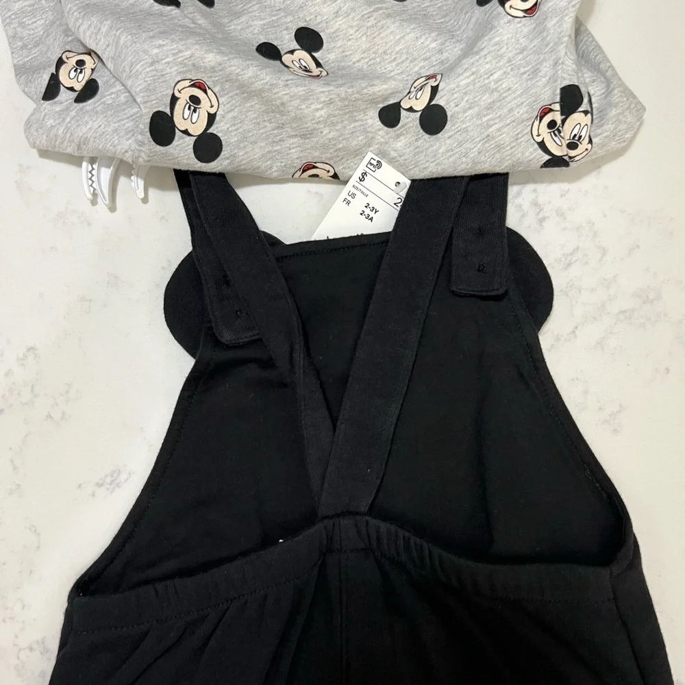 H&M kids mickey mouse themed Jumper